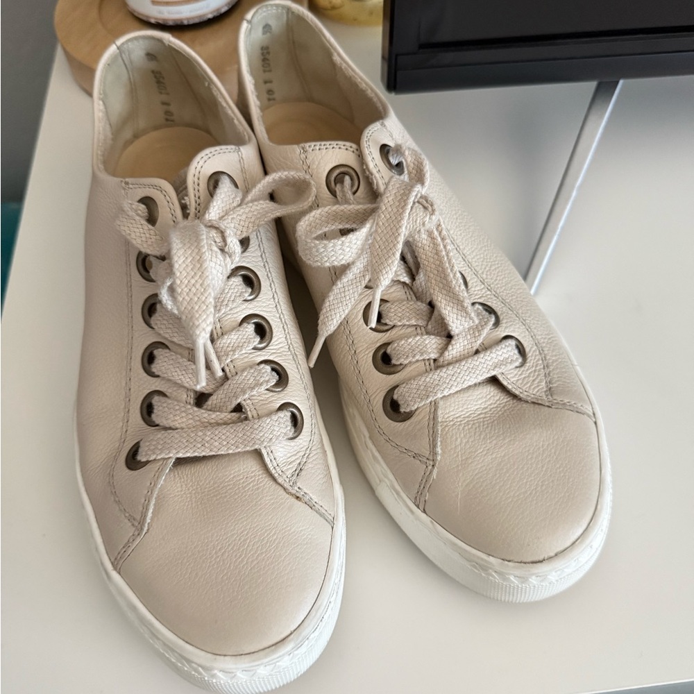 Paul Green Leather Sneakers